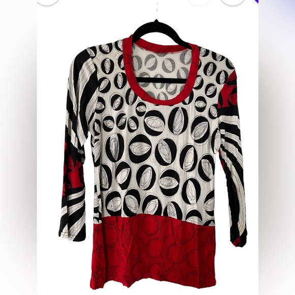 Tops - Lior Paris Top Color: Black/White Size: S